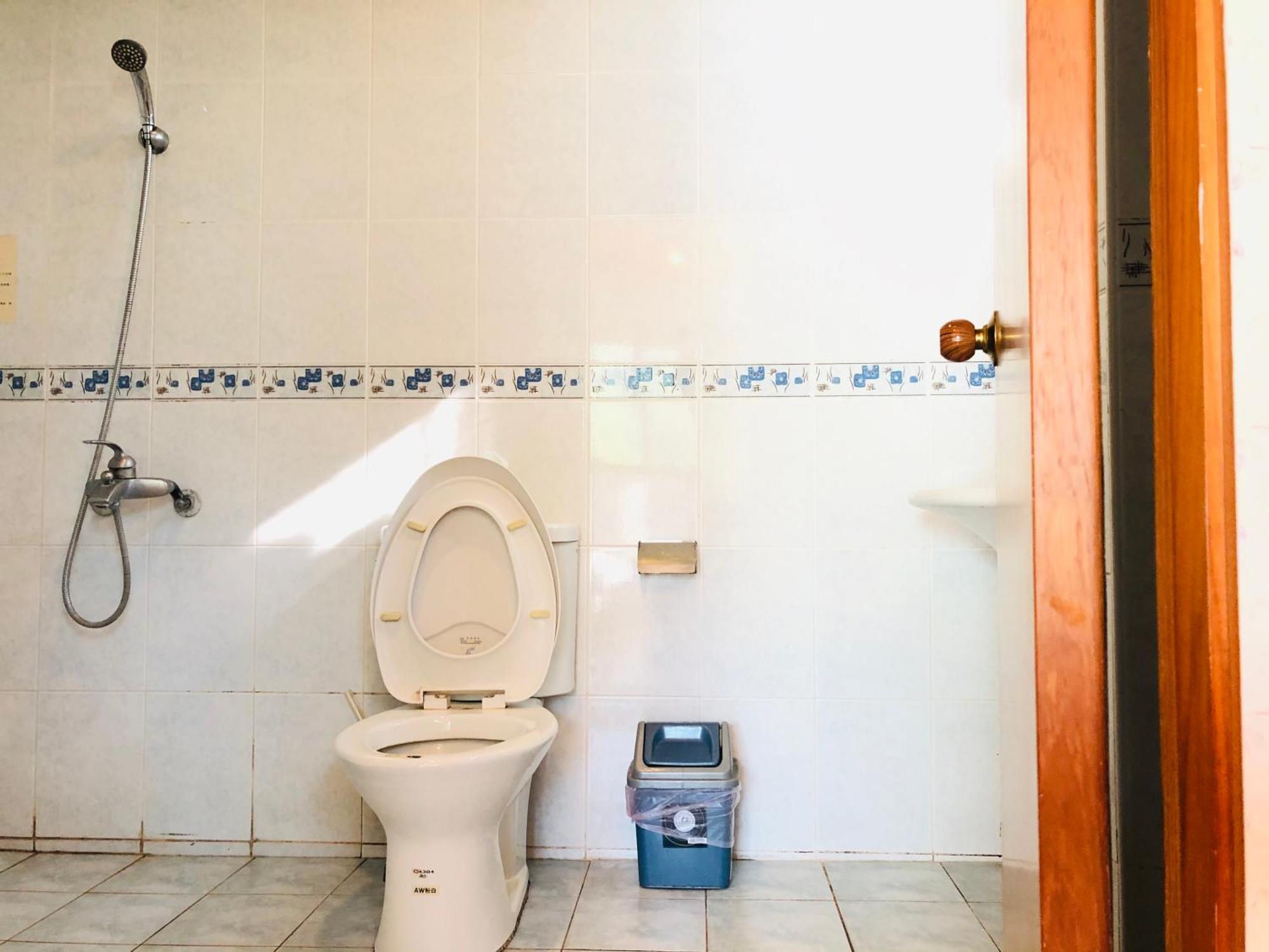 Chong Er Ya She Homestay Csicsi Szoba fotó